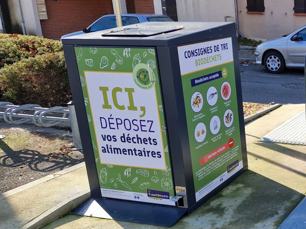 Abri-bac biodéchets Fronton